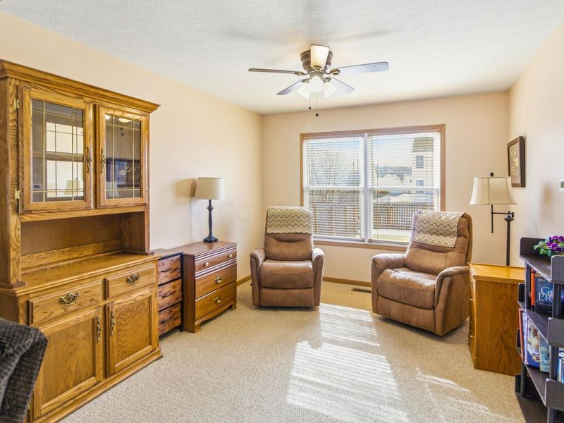 81 W Fieldstone, Etna, OH 43062 Photo 4