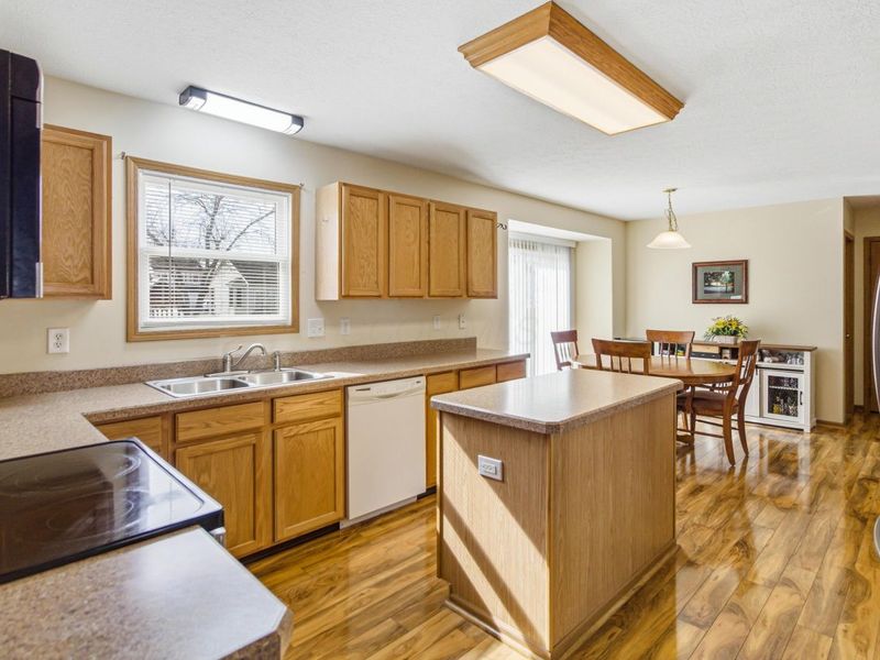 81 W Fieldstone, Etna, OH 43062 Photo 5