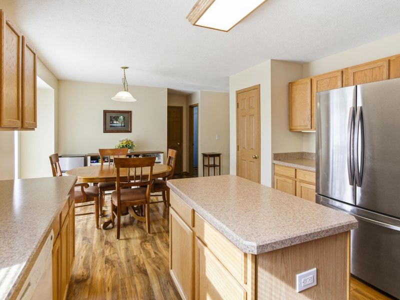 81 W Fieldstone, Etna, OH 43062 Photo 6