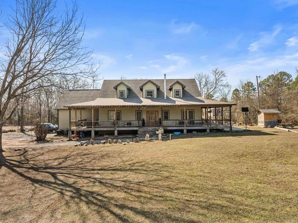 2682 Sheid Road, Norfork, AR 72658