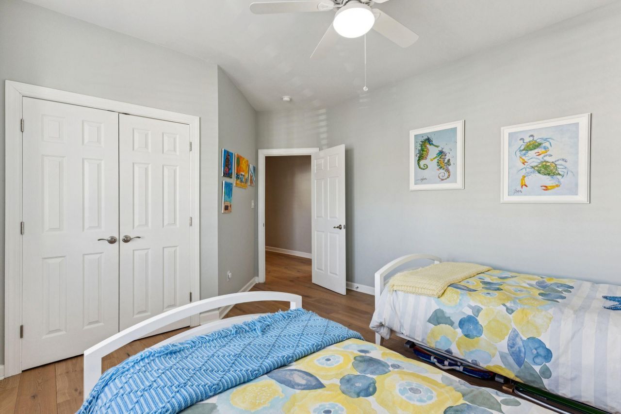 1551 Ben Sawyer Boulevard Photo 27