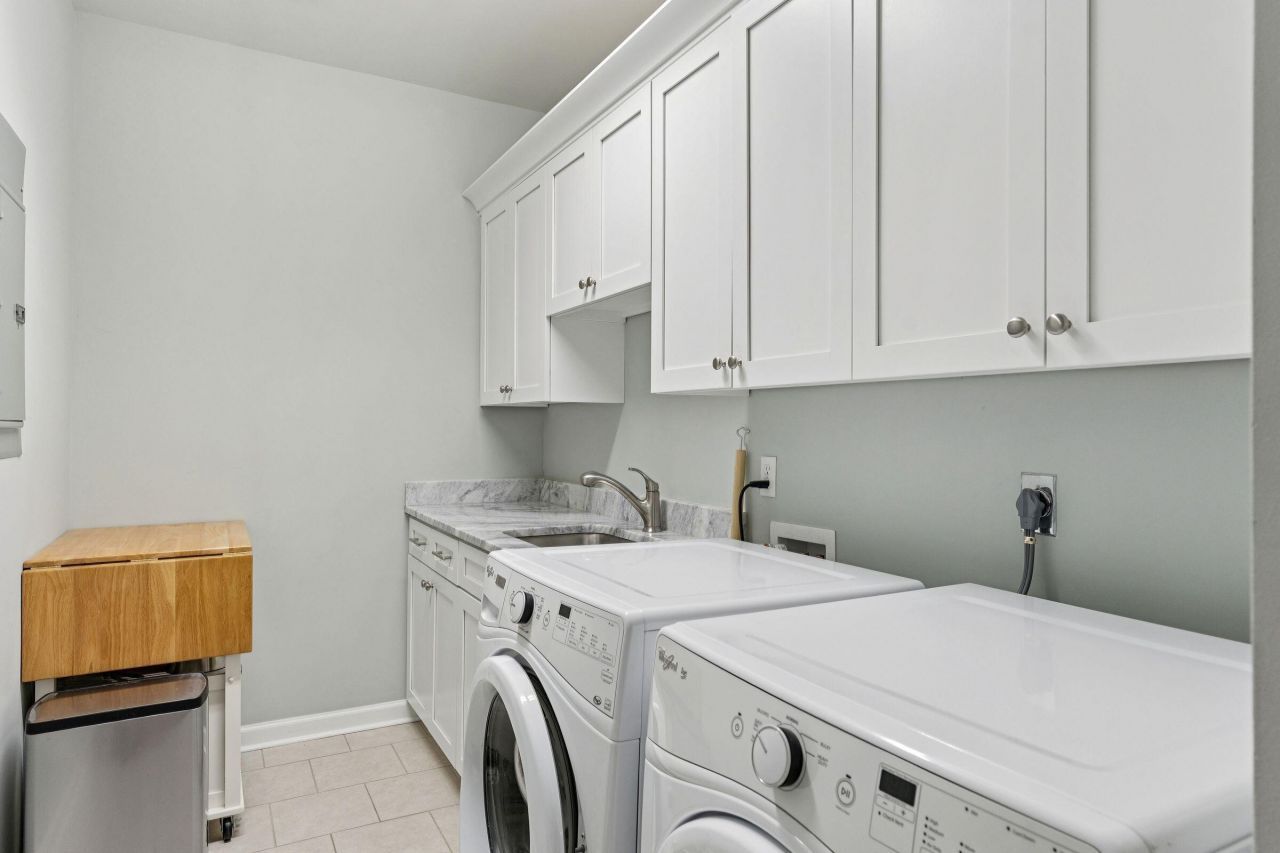 1551 Ben Sawyer Boulevard Photo 29