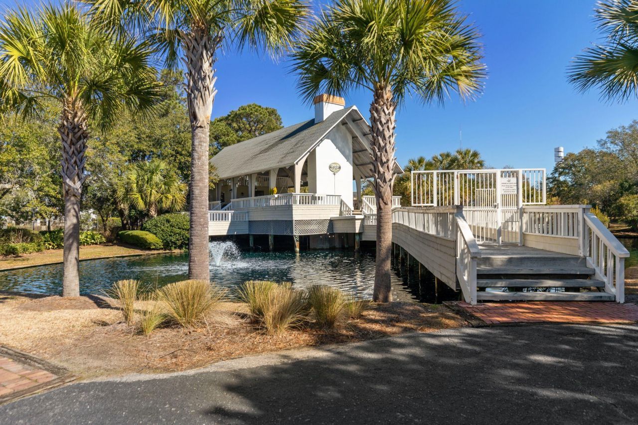 1551 Ben Sawyer Boulevard Photo 45