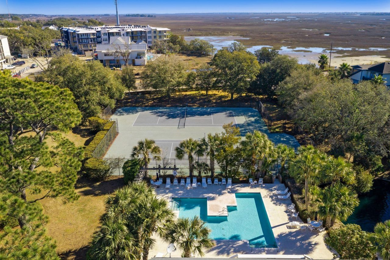 1551 Ben Sawyer Boulevard Photo 46