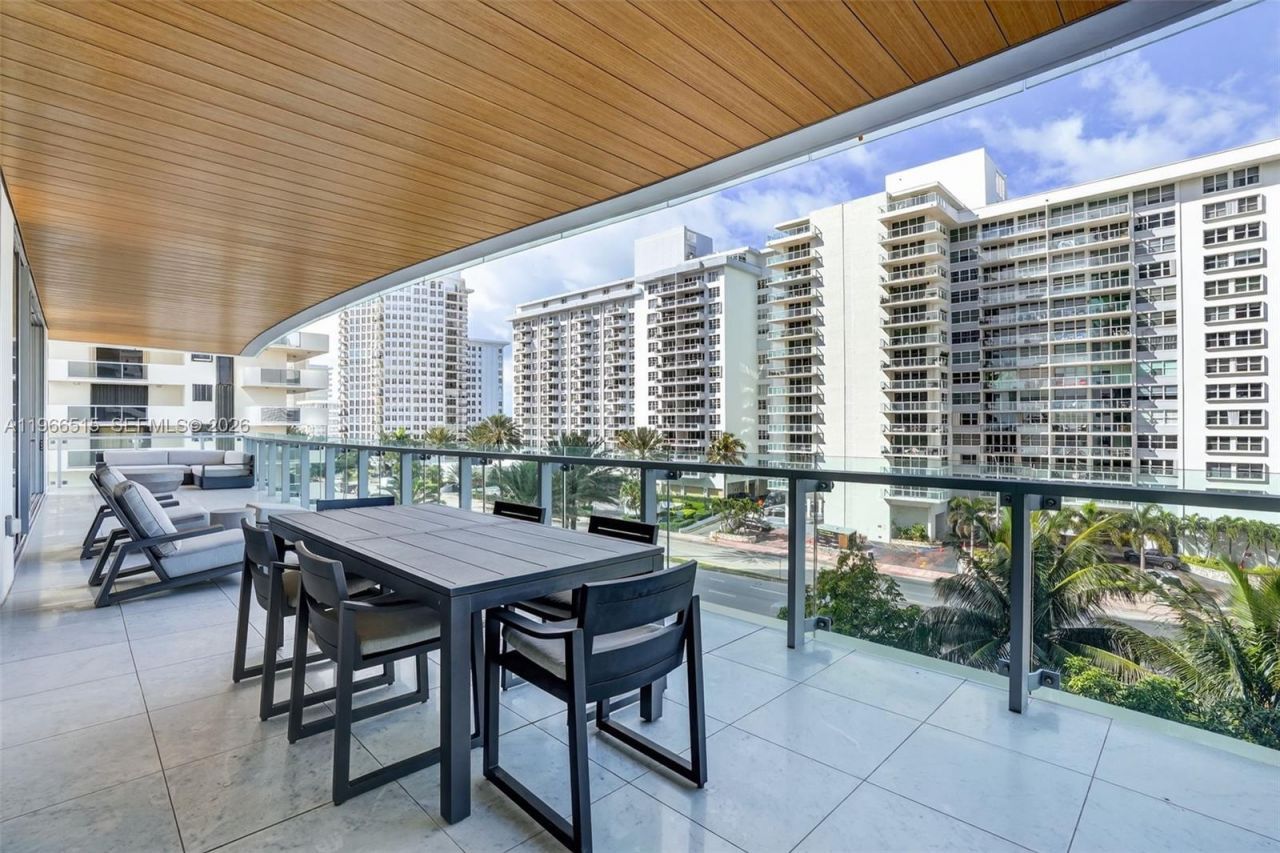 5775 Collins Ave, Unit 506, Miami Beach, FL 33140 Photo