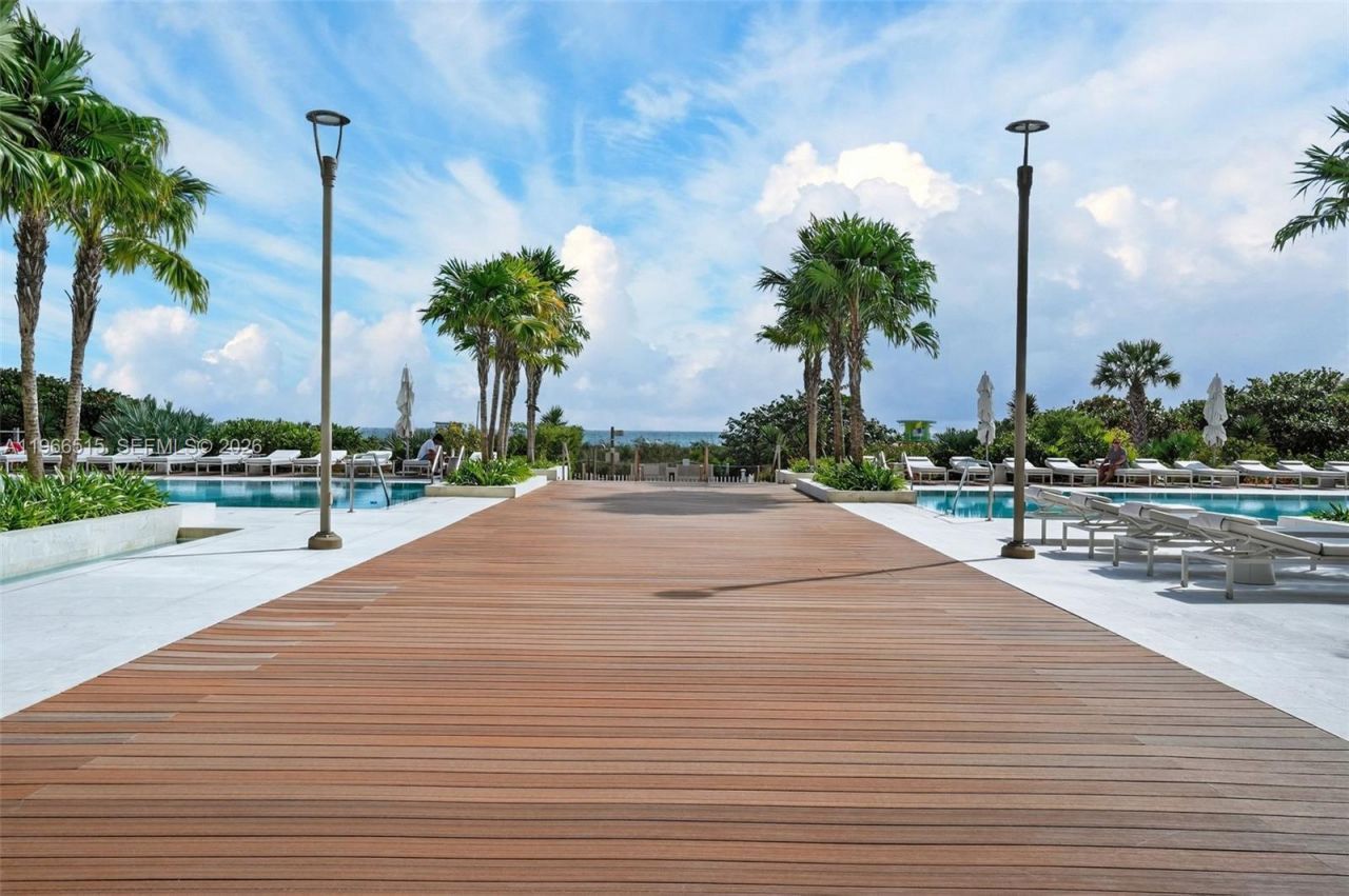 5775 Collins Ave, Unit 506, Miami Beach, FL 33140 Photo