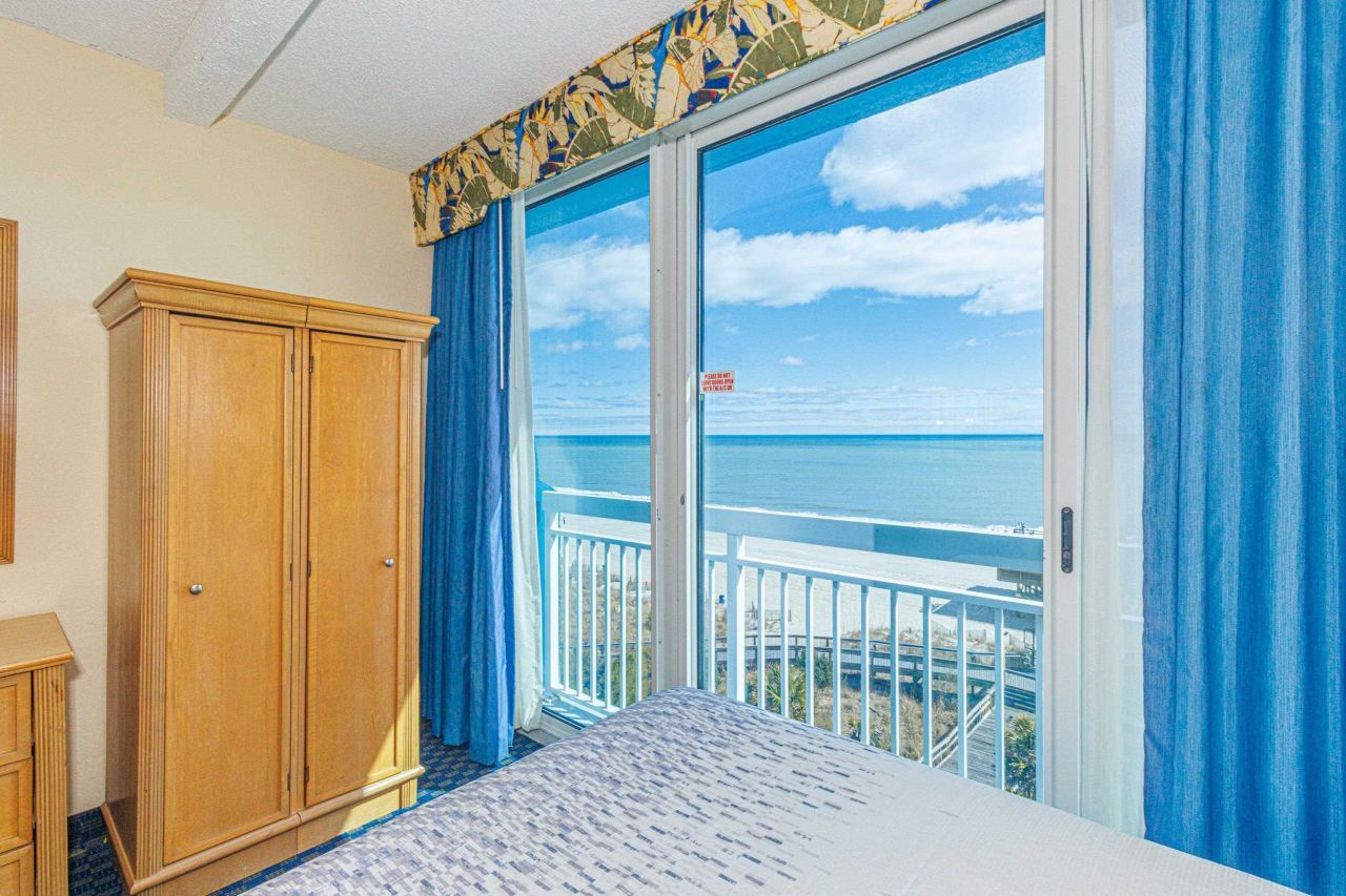 1304 N Ocean Blvd.  Photo 12