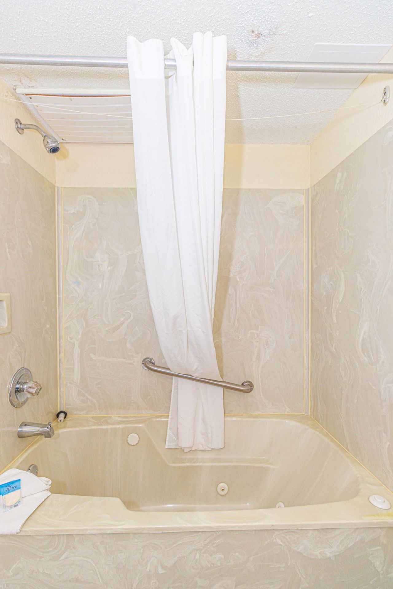 1304 N Ocean Blvd.  Photo 18