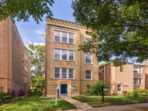 1631 Monroe Street, Unit 3, Evanston, IL 60202