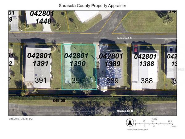 390 LONGWOOD DRIVE, VENICE, FL 34285