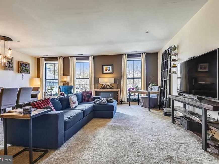 2007 Clipper Park Road, Unit 326, Baltimore, MD 21211 Main Photo