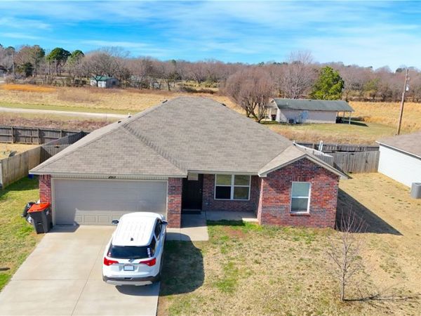 205 Pecan Street , Lincoln, AR 72744