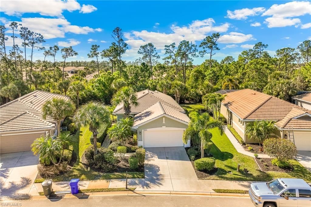 10614 Camarelle Cir N, Fort Myers, FL 33913 Photo