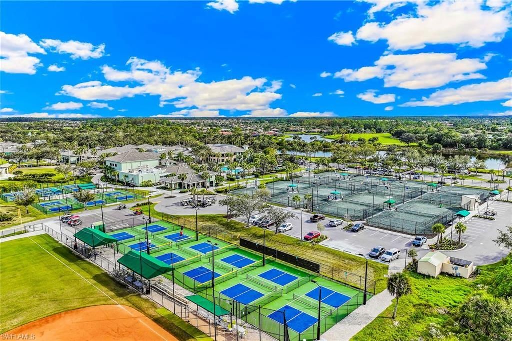 10614 Camarelle Cir N, Fort Myers, FL 33913 Photo