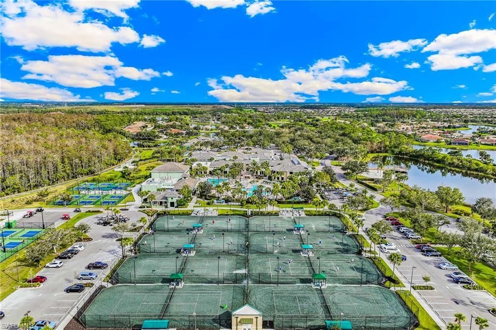 10614 Camarelle Cir N, Fort Myers, FL 33913 Photo