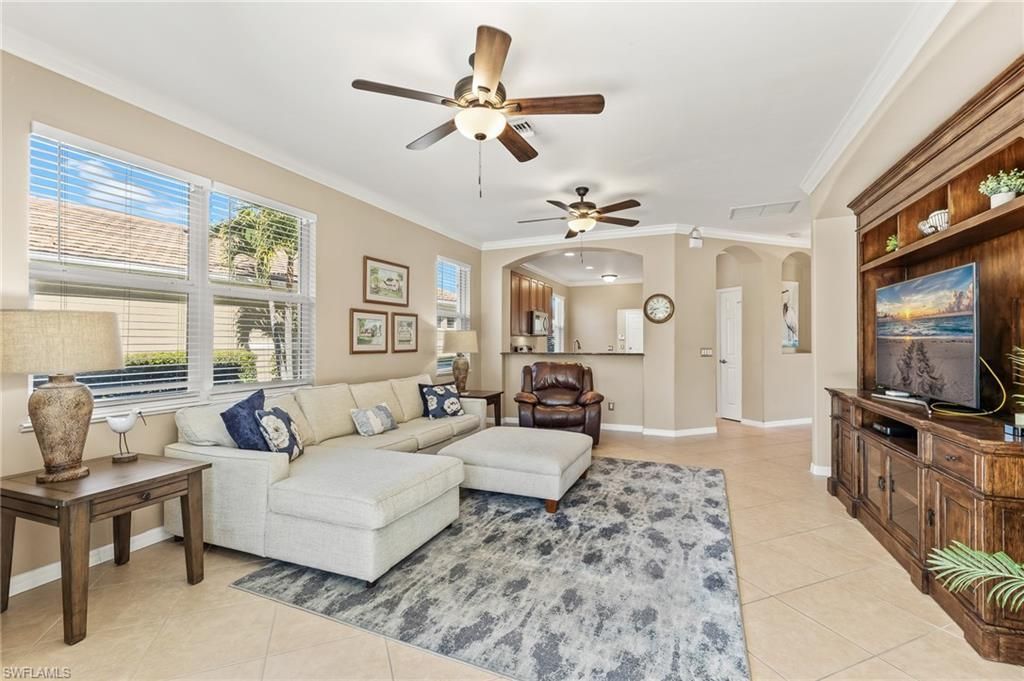 10614 Camarelle Cir N, Fort Myers, FL 33913 Photo