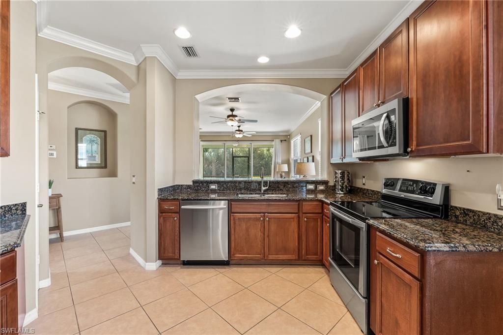 10614 Camarelle Cir N, Fort Myers, FL 33913 Photo