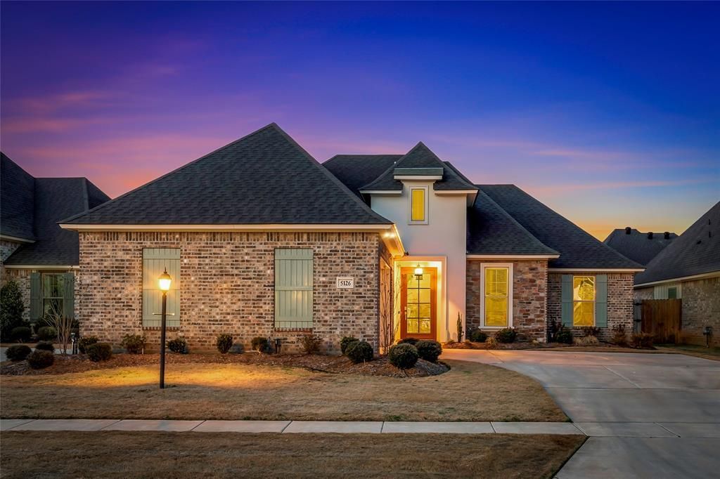 5126 Tensas Drive, Bossier City, LA 71111 Main Photo