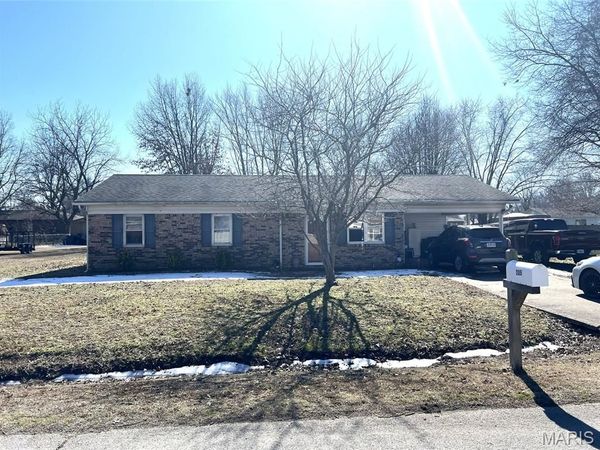 205 W 12th St, Portageville, MO 63873