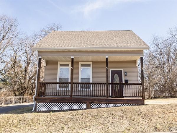 216 N Fritz Street, Lebanon, IL 62254