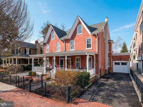 52 N MAIN STREET, NEW HOPE, PA 18938