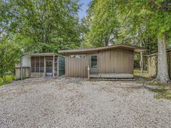 1885 Silver Creek Road, Crosby, MS 39633