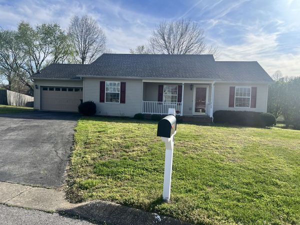 2108 Carrie Ct, Columbia, TN 38401