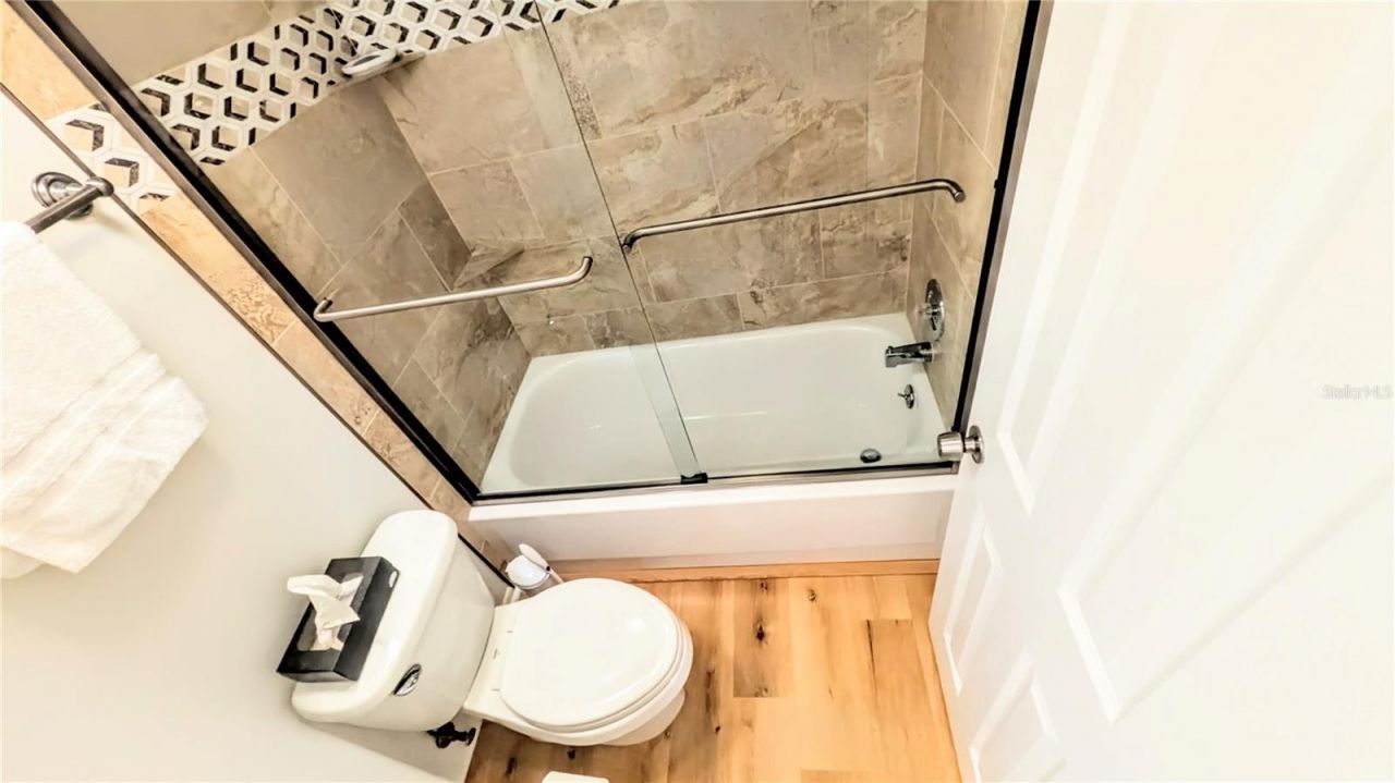 3240 Gulf Of Mexico Drive, Unit B504, Longboat Key, FL 34228 Photo