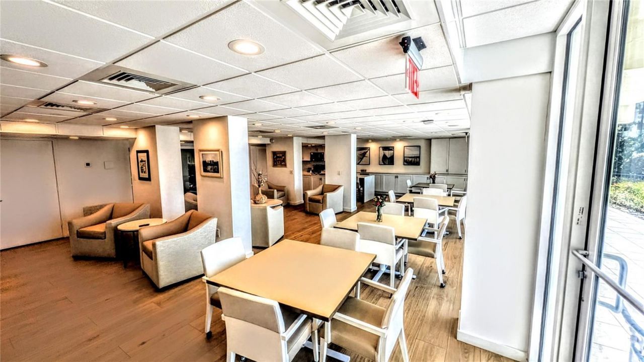 3240 Gulf Of Mexico Drive, Unit B504, Longboat Key, FL 34228 Photo