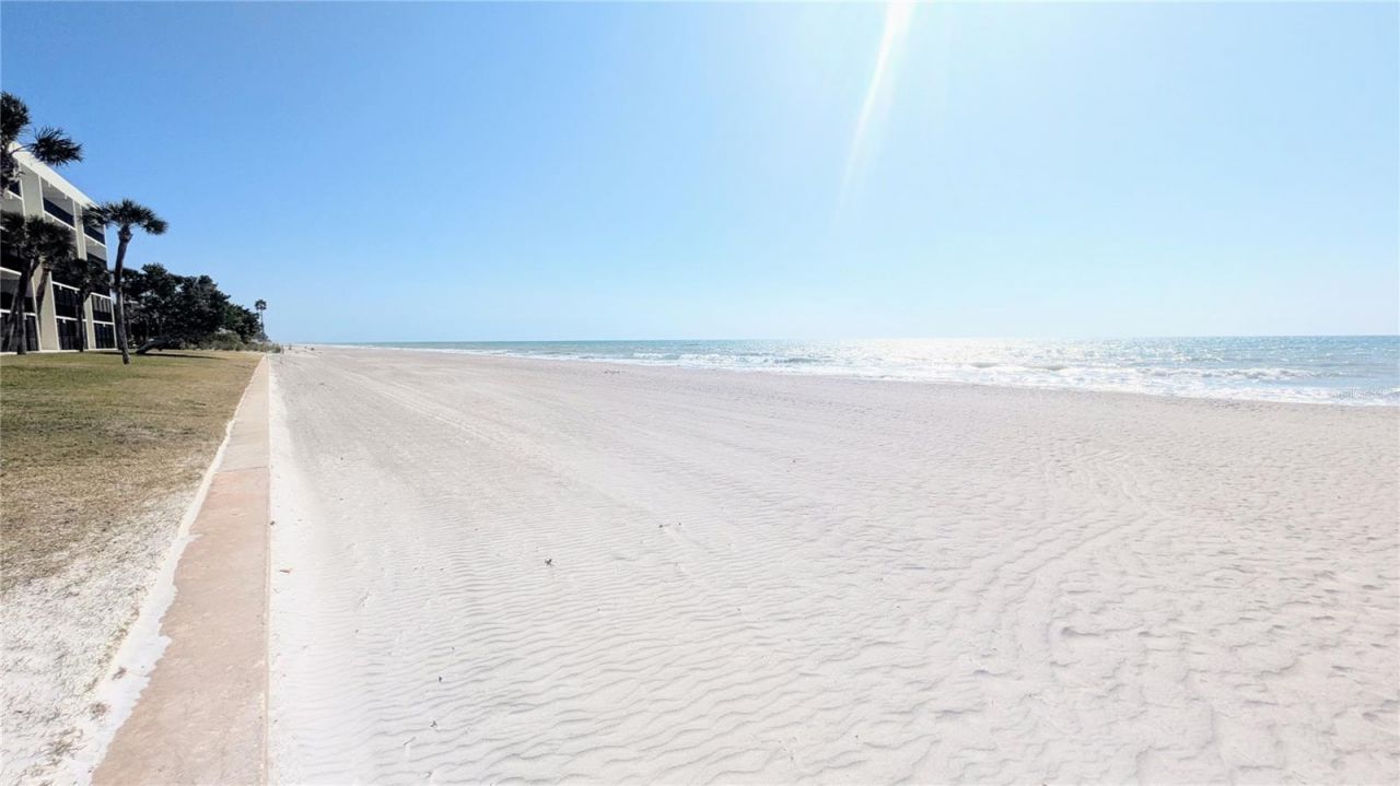 3240 Gulf Of Mexico Drive, Unit B504, Longboat Key, FL 34228 Photo