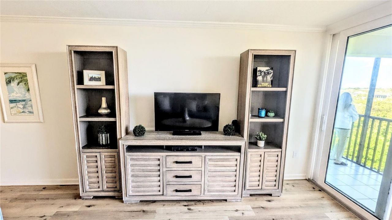 3240 Gulf Of Mexico Drive, Unit B504, Longboat Key, FL 34228 Photo