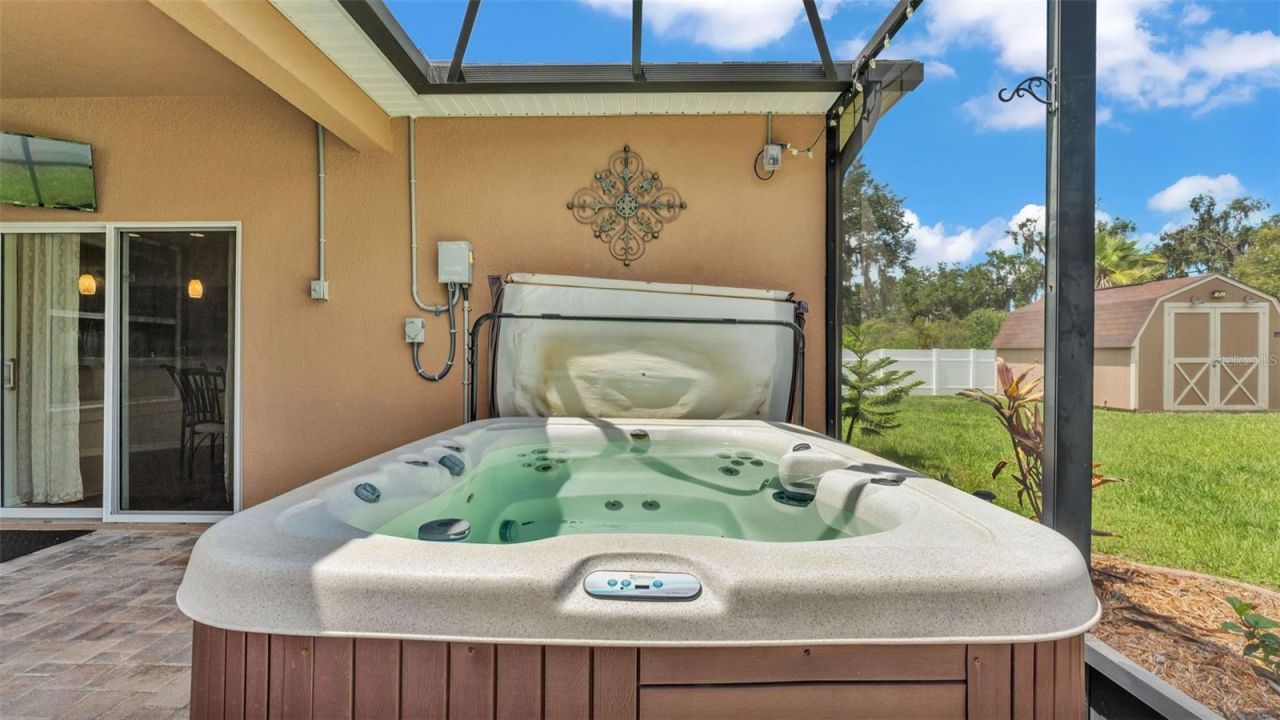 2932 Blackwater Oaks Drive, Mulberry, FL 33860 Photo