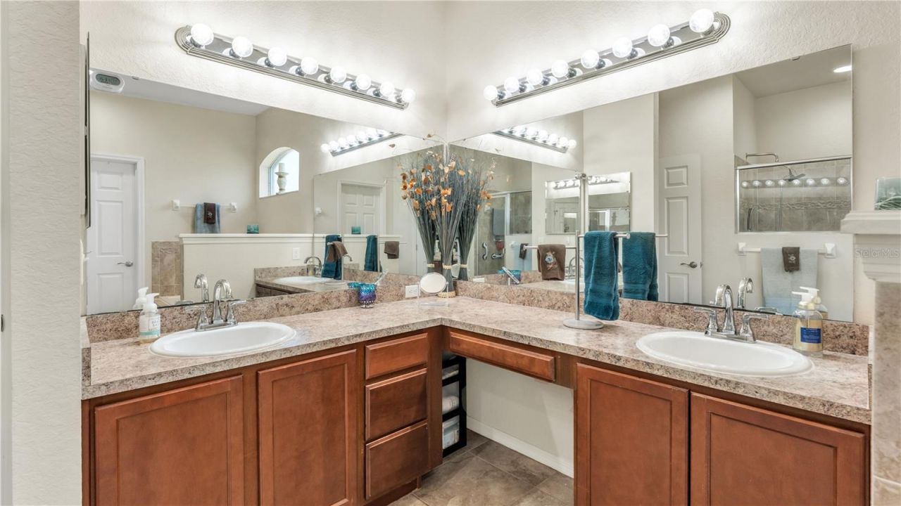 2932 Blackwater Oaks Drive, Mulberry, FL 33860 Photo