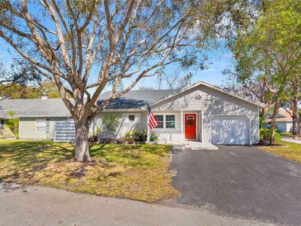 14911 SW 139th Pl, Miami, FL 33186