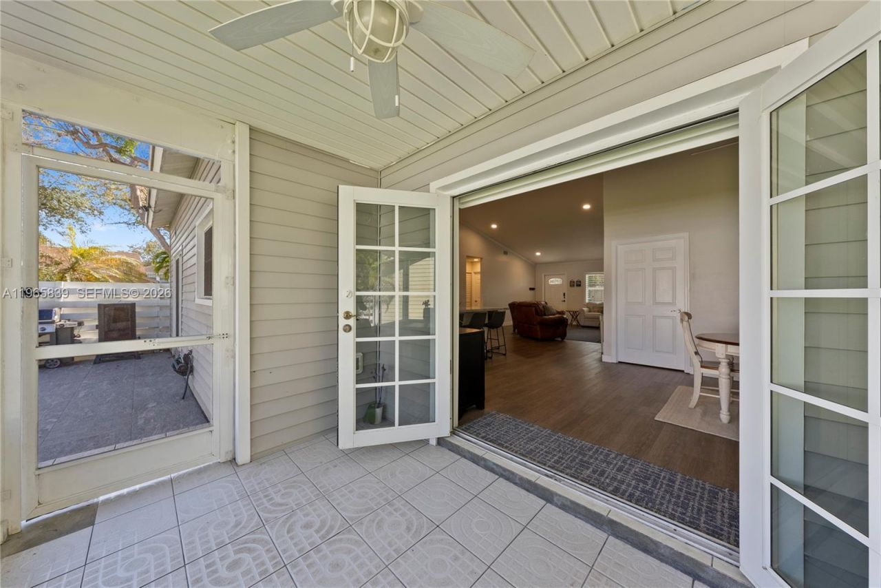 14911 SW 139th Pl, Miami, FL 33186 Photo