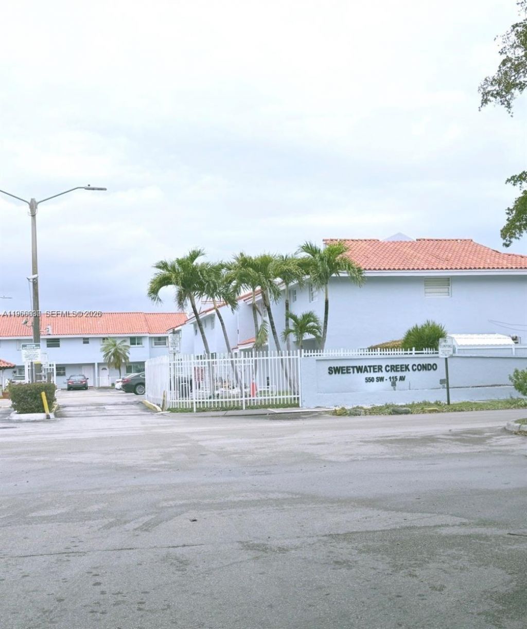 550 SW 115th Ave, Unit 310F, Sweetwater, FL 33174 Photo