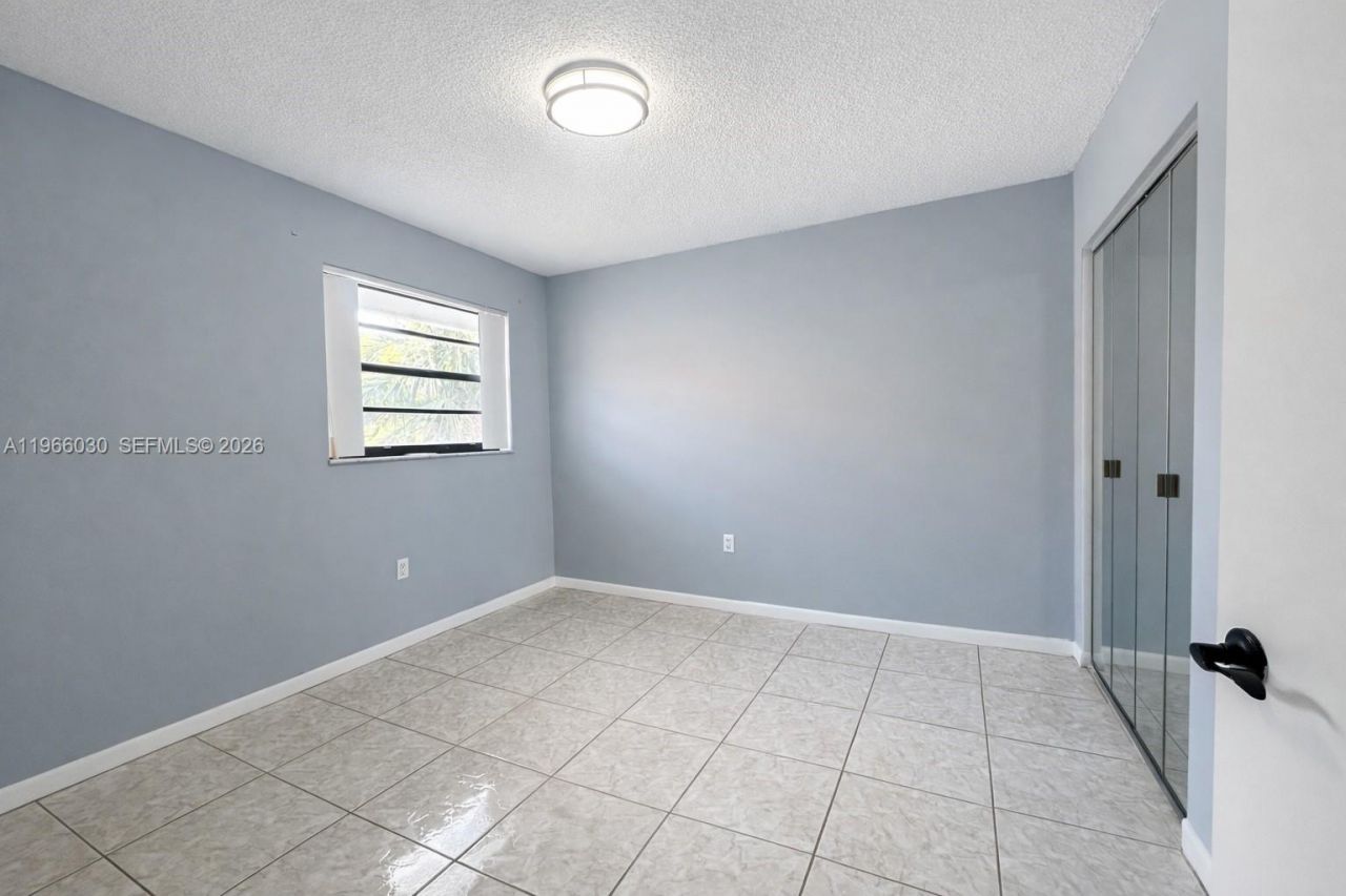 550 SW 115th Ave, Unit 310F, Sweetwater, FL 33174 Photo