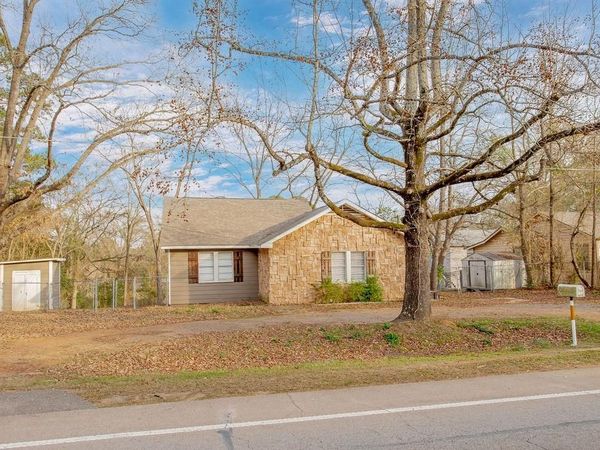 508 N Tyler Street , Big Sandy, TX 75755