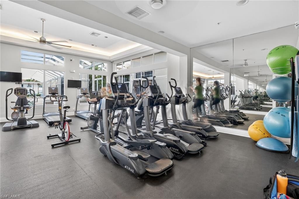 3350 Sandpiper Way, Naples, FL 34109 Photo