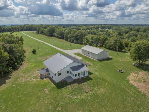 25248 State Highway 76, Cassville, MO 65625