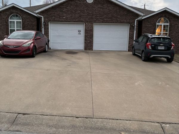 1719 Redbird Drive, Webb City, MO 64870