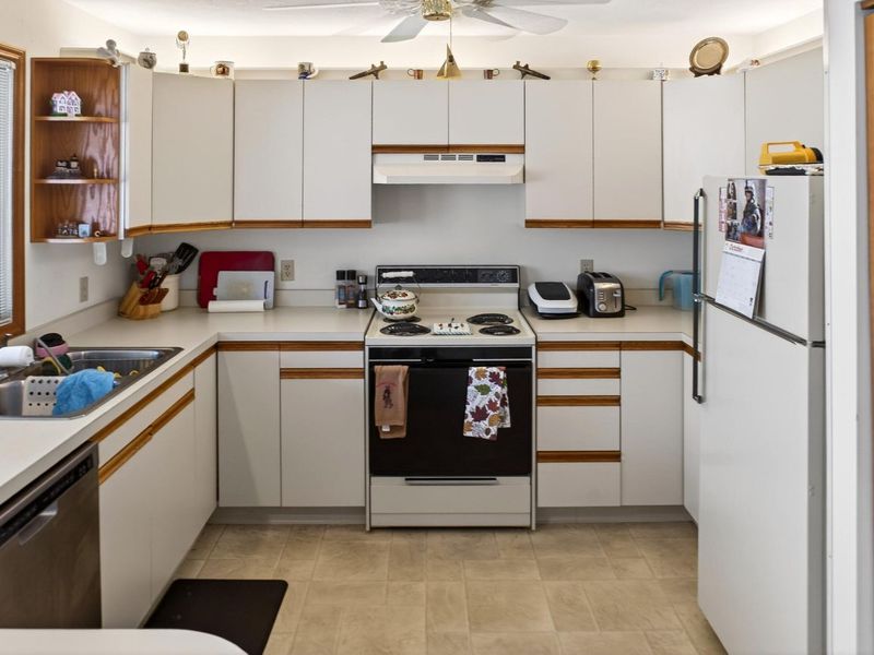 129 Chase Avenue, Unit 72L, Russells Point, OH 43348 Photo 27