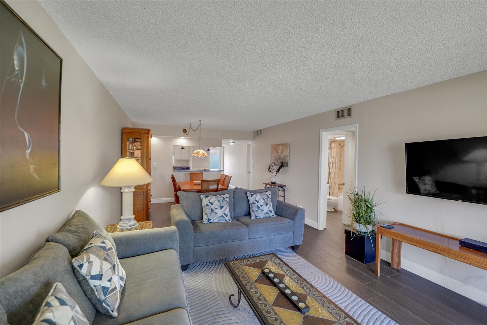 8980 S Hollybrook Boulevard, Unit 304, Pembroke Pines, FL 33025 Photo