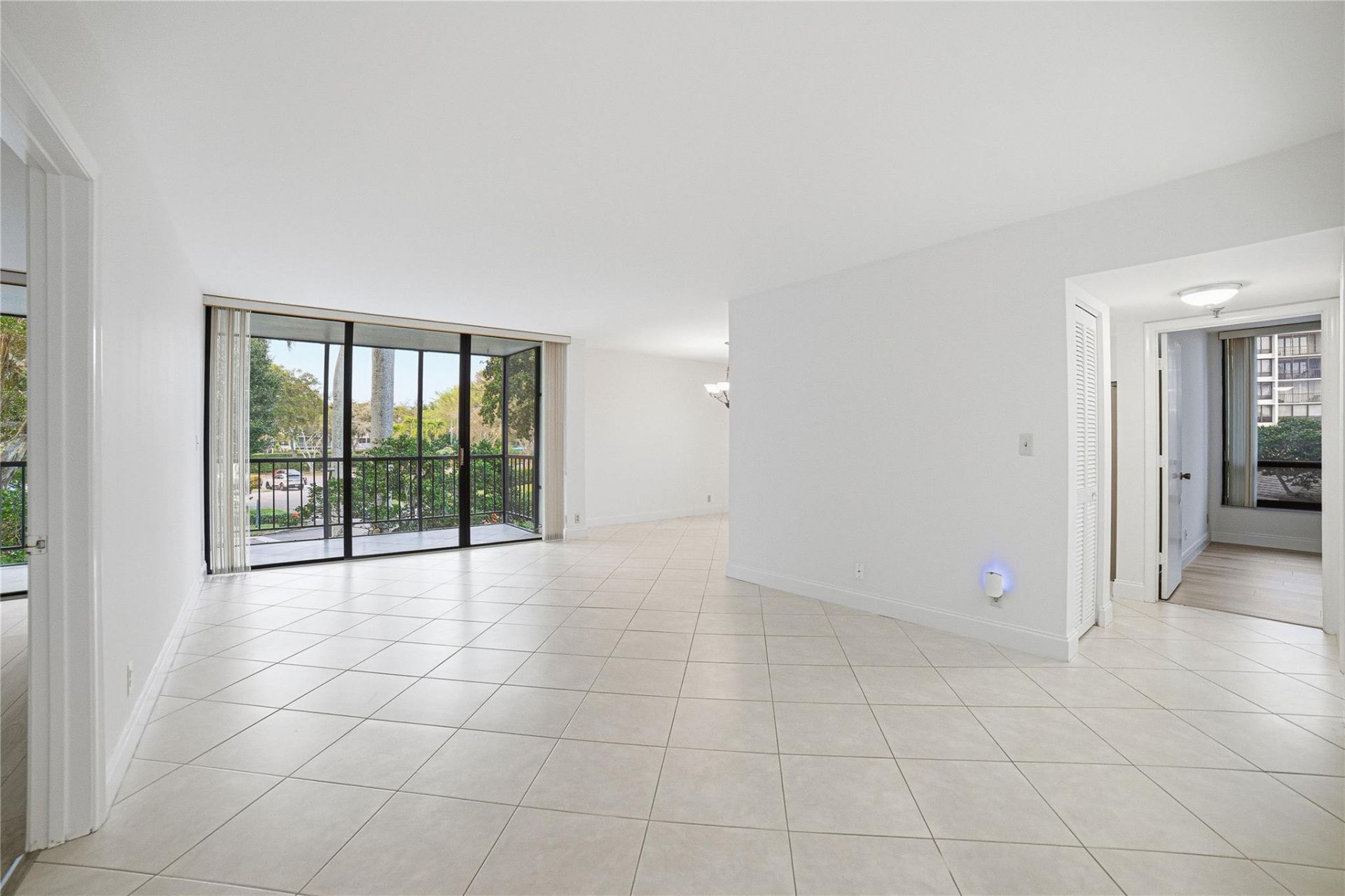 6805 Willow Wood Drive, Unit 5022, Boca Raton, FL 33434 Photo