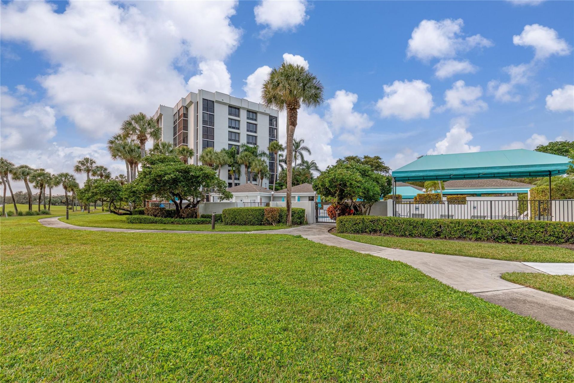 6805 Willow Wood Drive, Unit 5022, Boca Raton, FL 33434 Photo