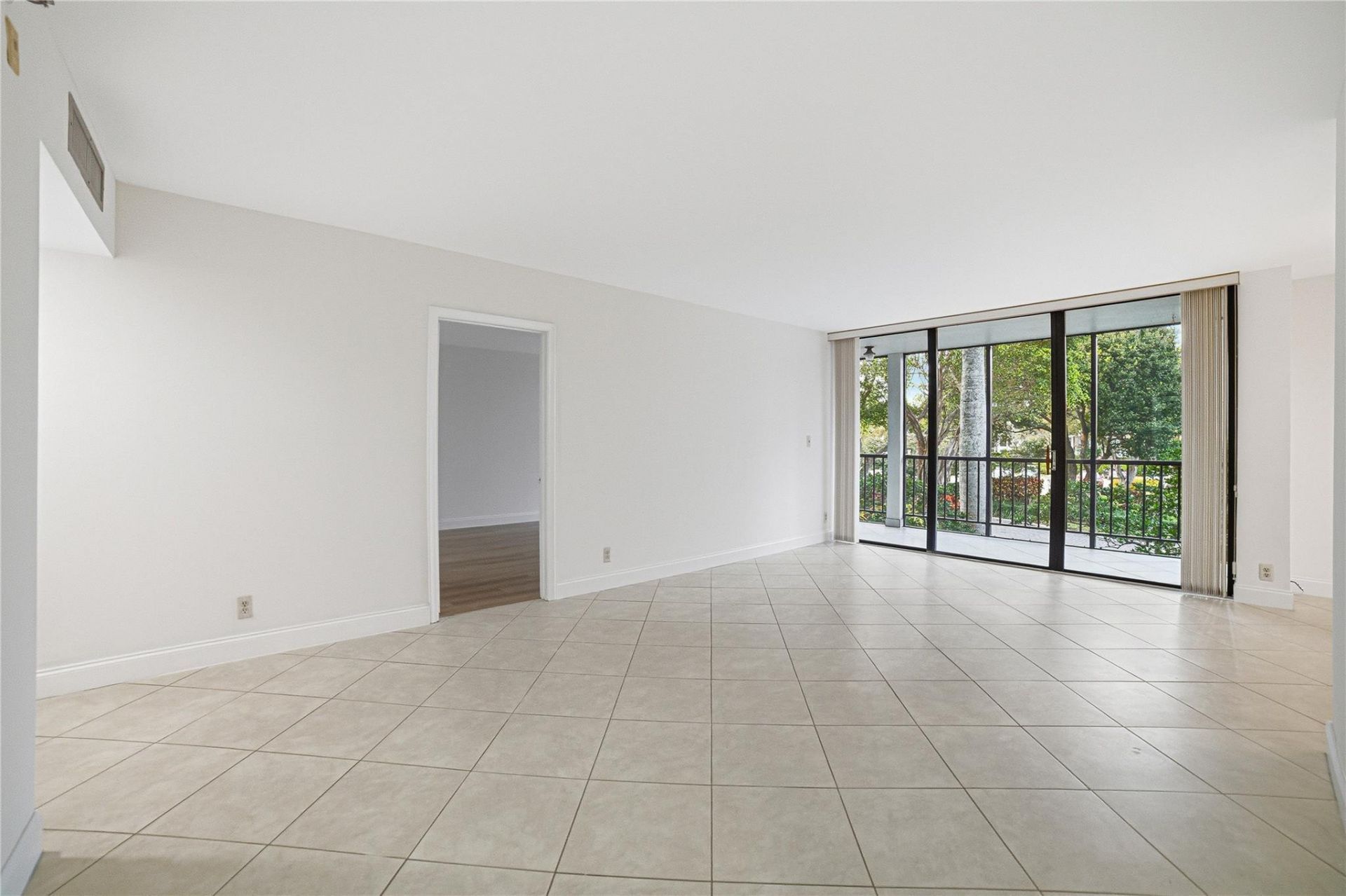 6805 Willow Wood Drive, Unit 5022, Boca Raton, FL 33434 Photo