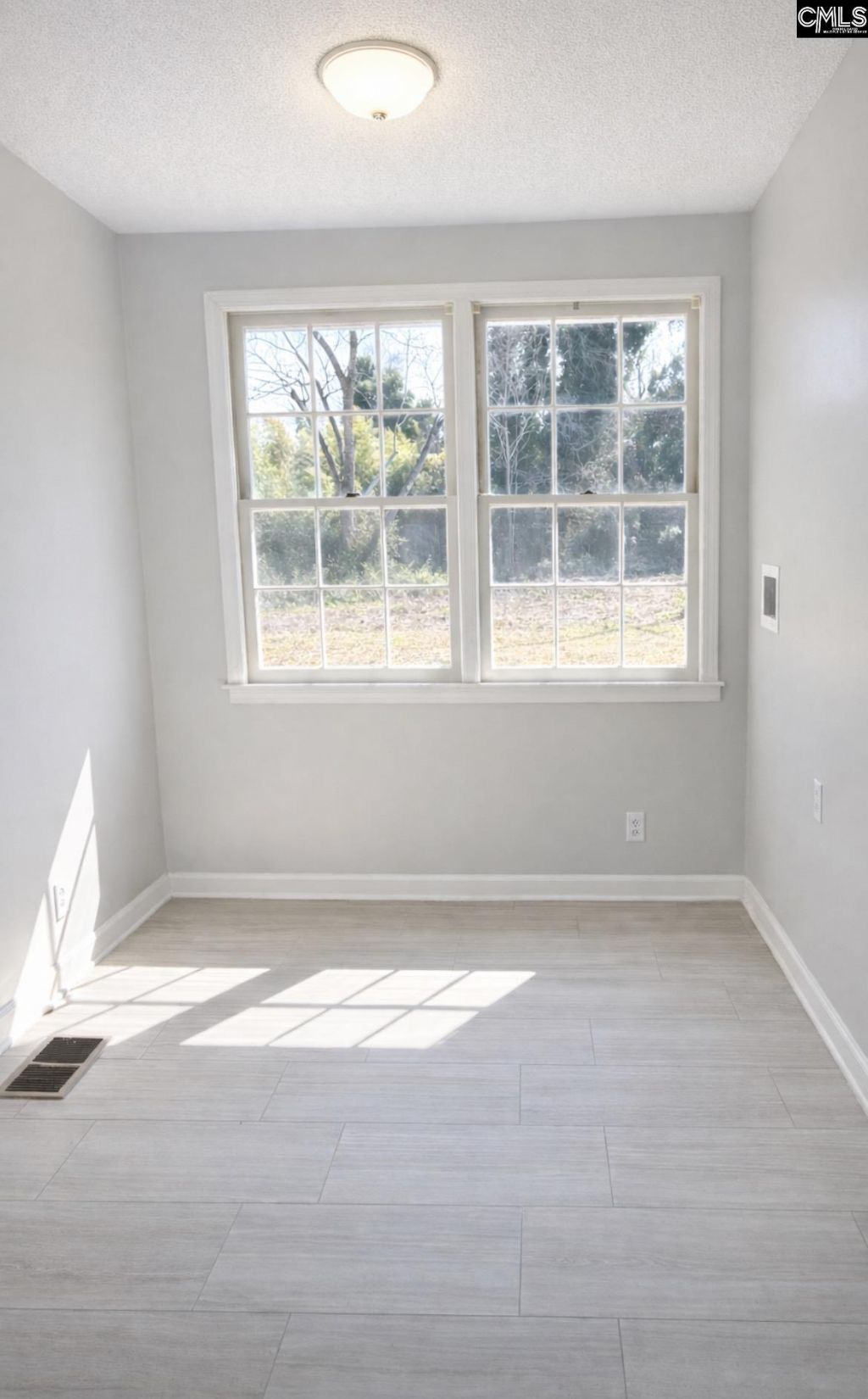 125 Aiken Street Photo 12