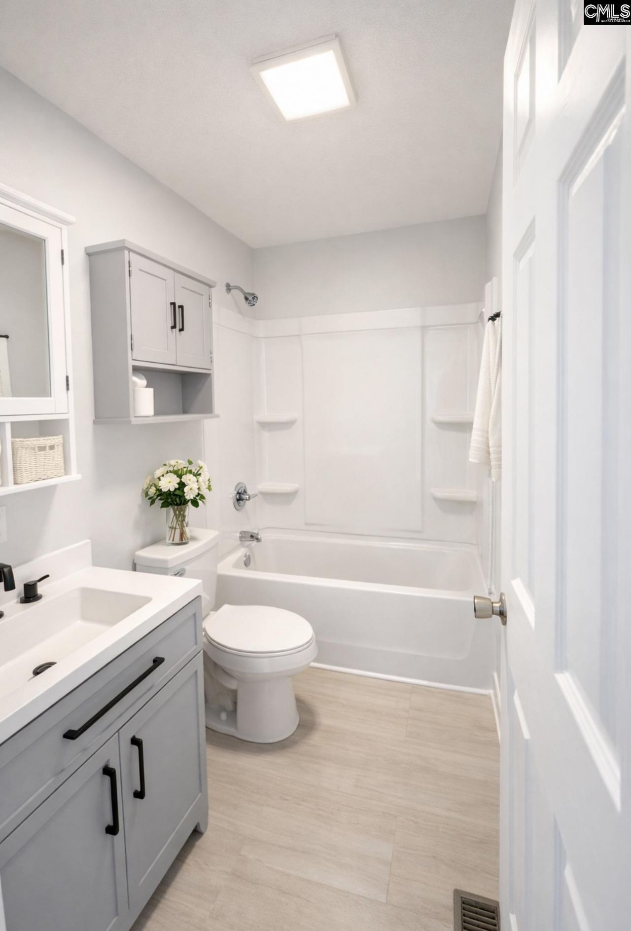 125 Aiken Street Photo 14