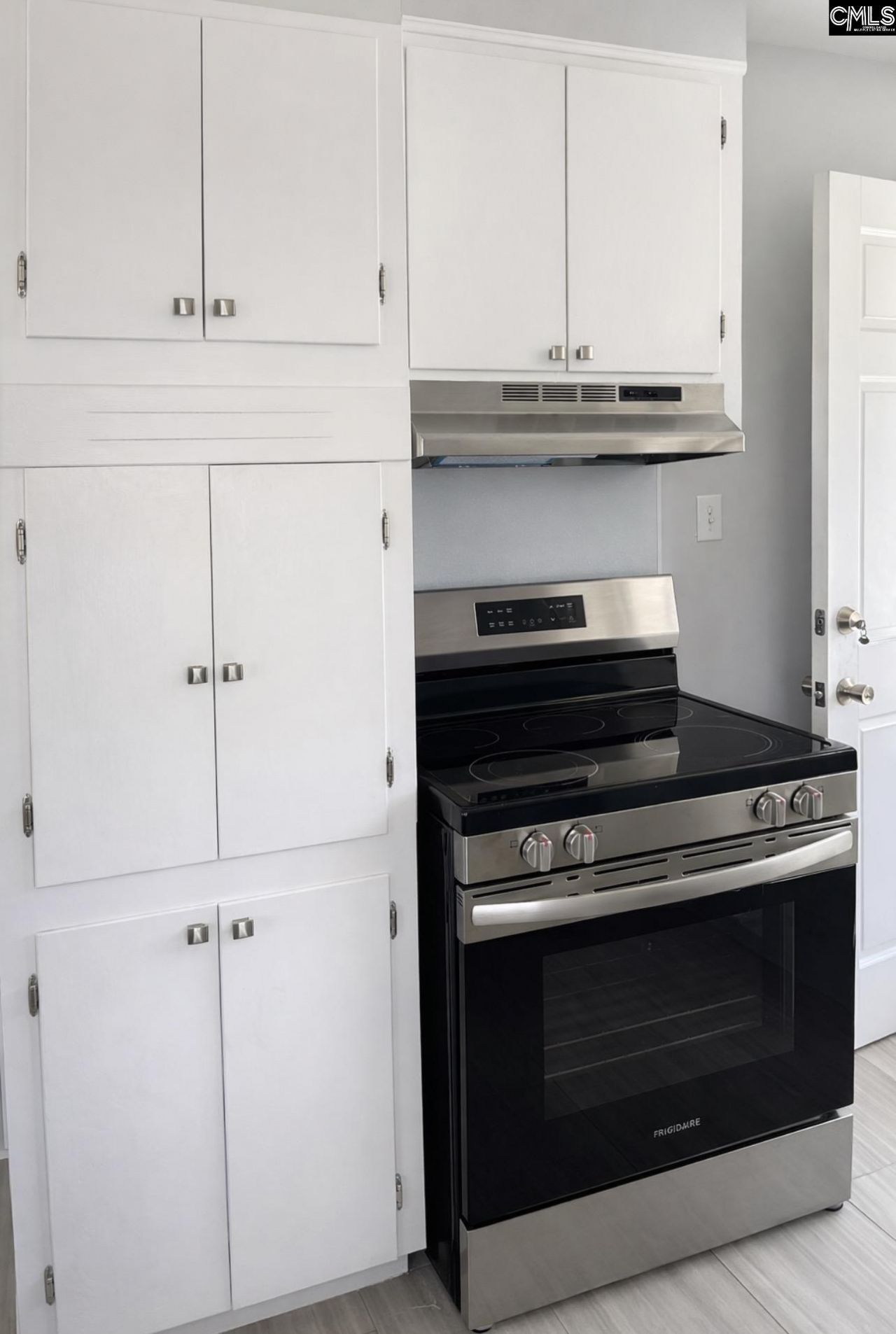 125 Aiken Street Photo 7