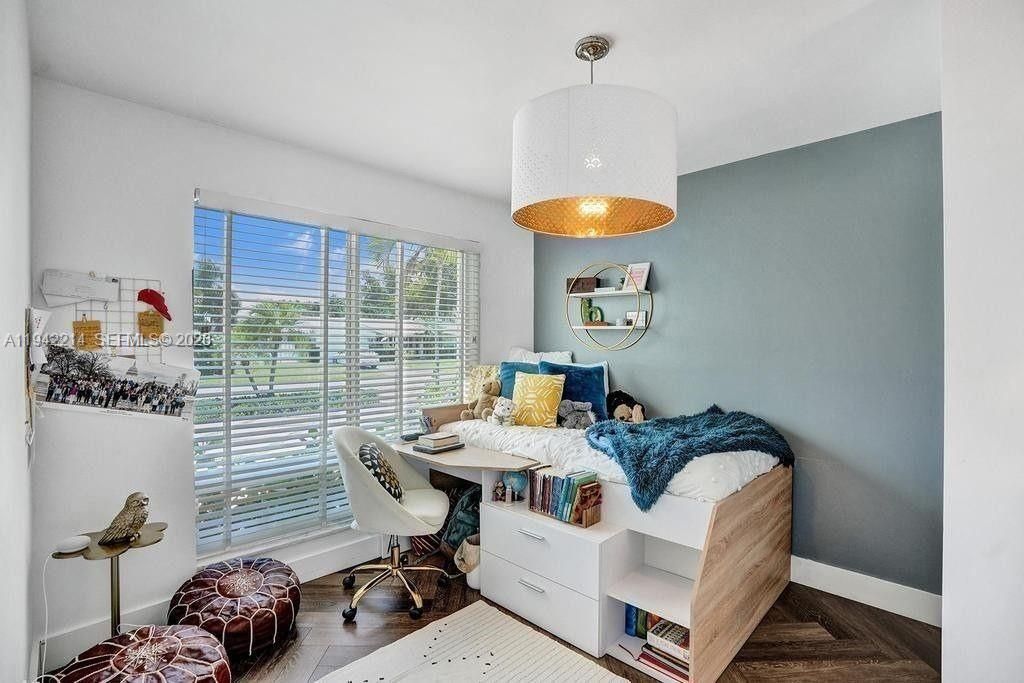 2080 NE 65th St, Fort Lauderdale, FL 33308 Photo